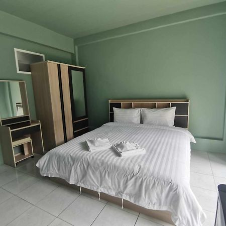 4 Palms Hotel Pratumanak Pattaya Zewnętrze zdjęcie